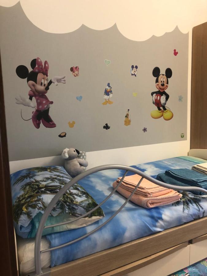 メナッジョCasa Mic & Tigアパートメント エクステリア 写真